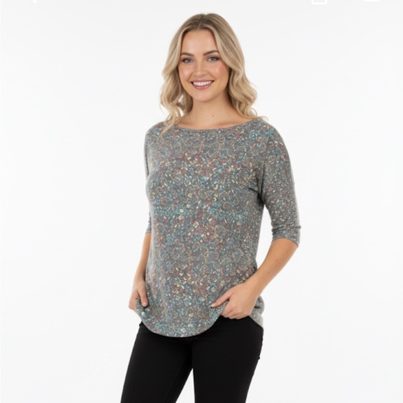 LulaRoe size xxsmall Irma top; new w/tags - Picture 1 of 7